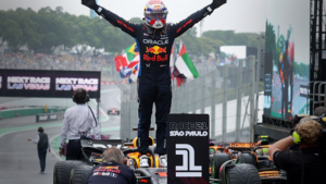 Max Verstappen Cetak Sejarah Comeback